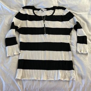 New York & Company black and white ribbed knit sweater blouse size medium